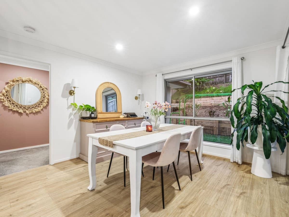 10 Meander Court, ORMEAU HILLS - Thumbnail 12