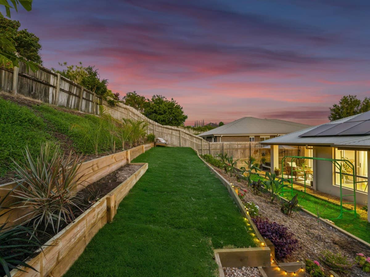 10 Meander Court, ORMEAU HILLS - Thumbnail 26