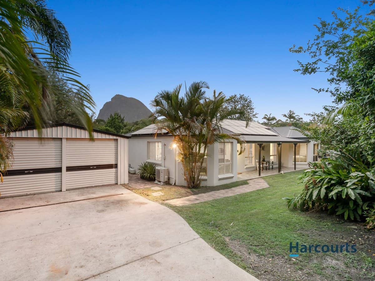 42 Parkview Road, GLASS HOUSE MOUNTAINS - Thumbnail 2