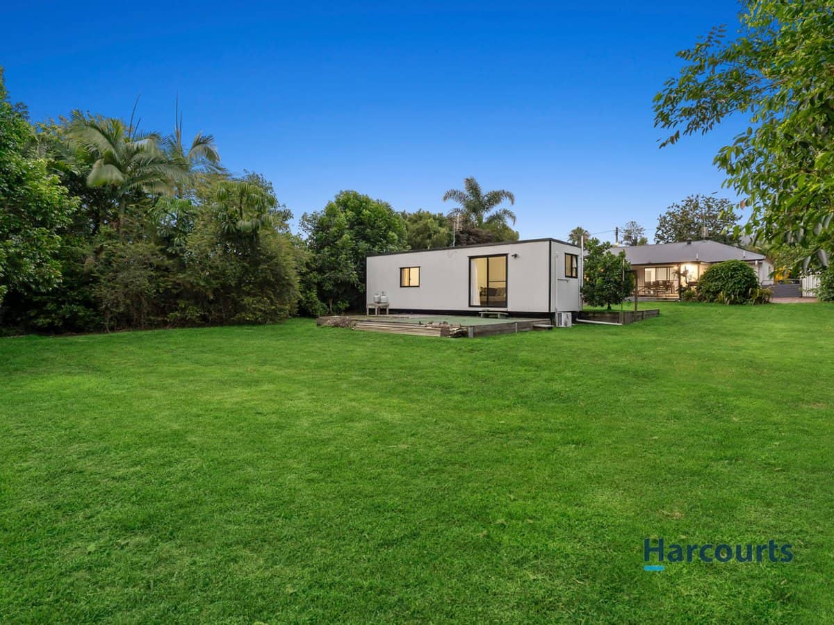 42 Parkview Road, GLASS HOUSE MOUNTAINS - Thumbnail 3