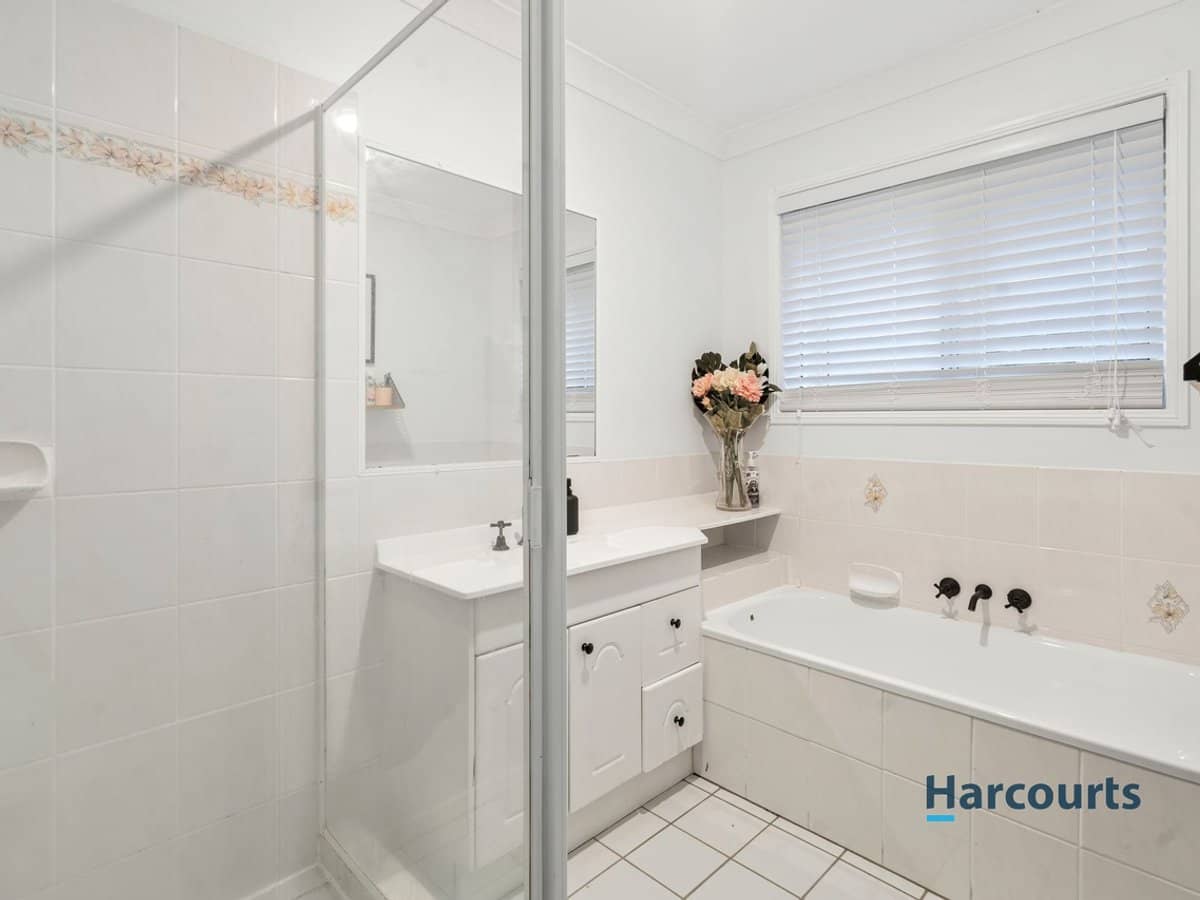 42 Parkview Road, GLASS HOUSE MOUNTAINS - Thumbnail 13