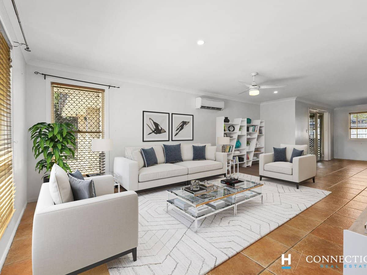 15-17 Wimbledon Drive, MORAYFIELD - Thumbnail 2