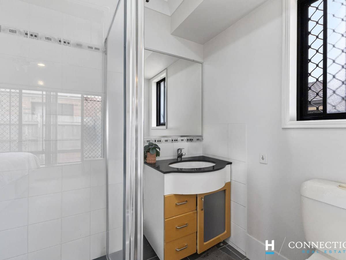 4 Brigalow Court, MORAYFIELD - Thumbnail 8