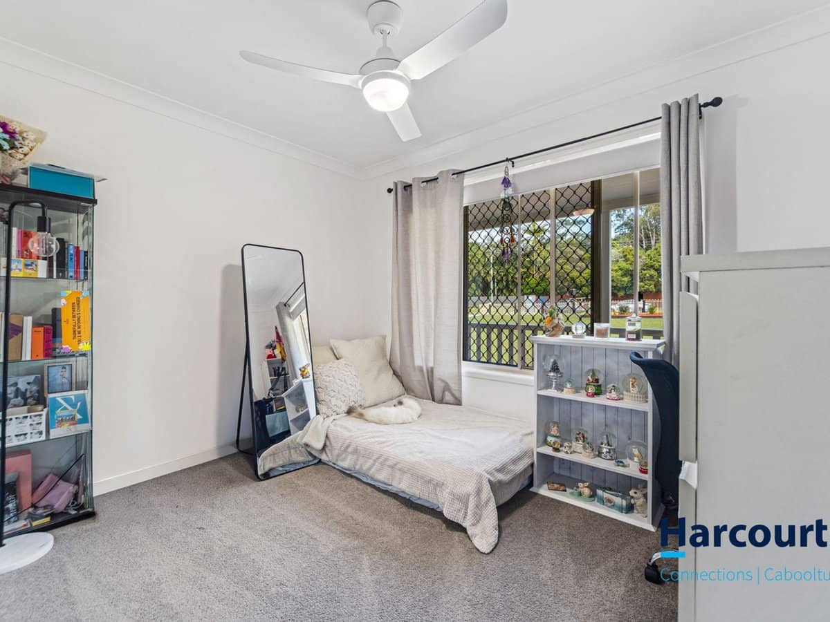 82 Madeline Drive, MORAYFIELD - Thumbnail 17