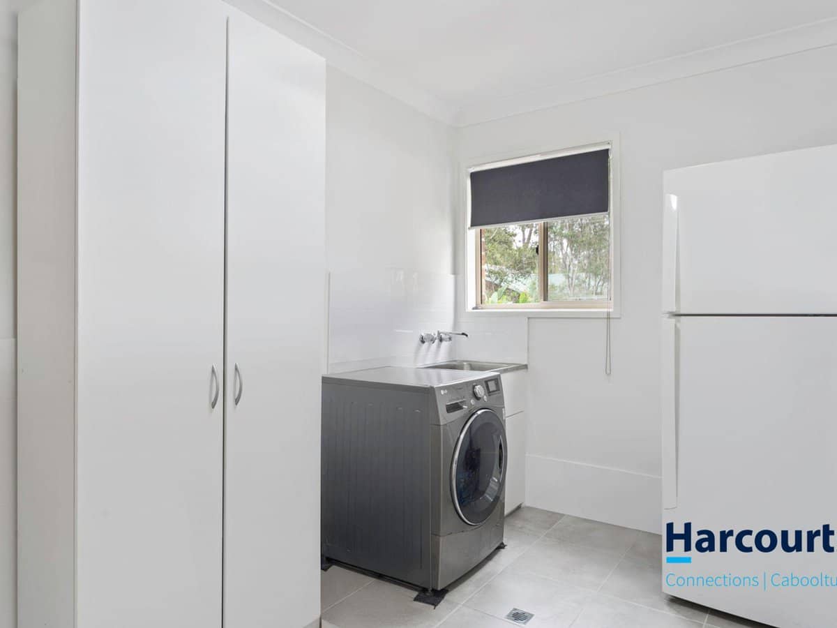 82 Madeline Drive, MORAYFIELD - Thumbnail 20