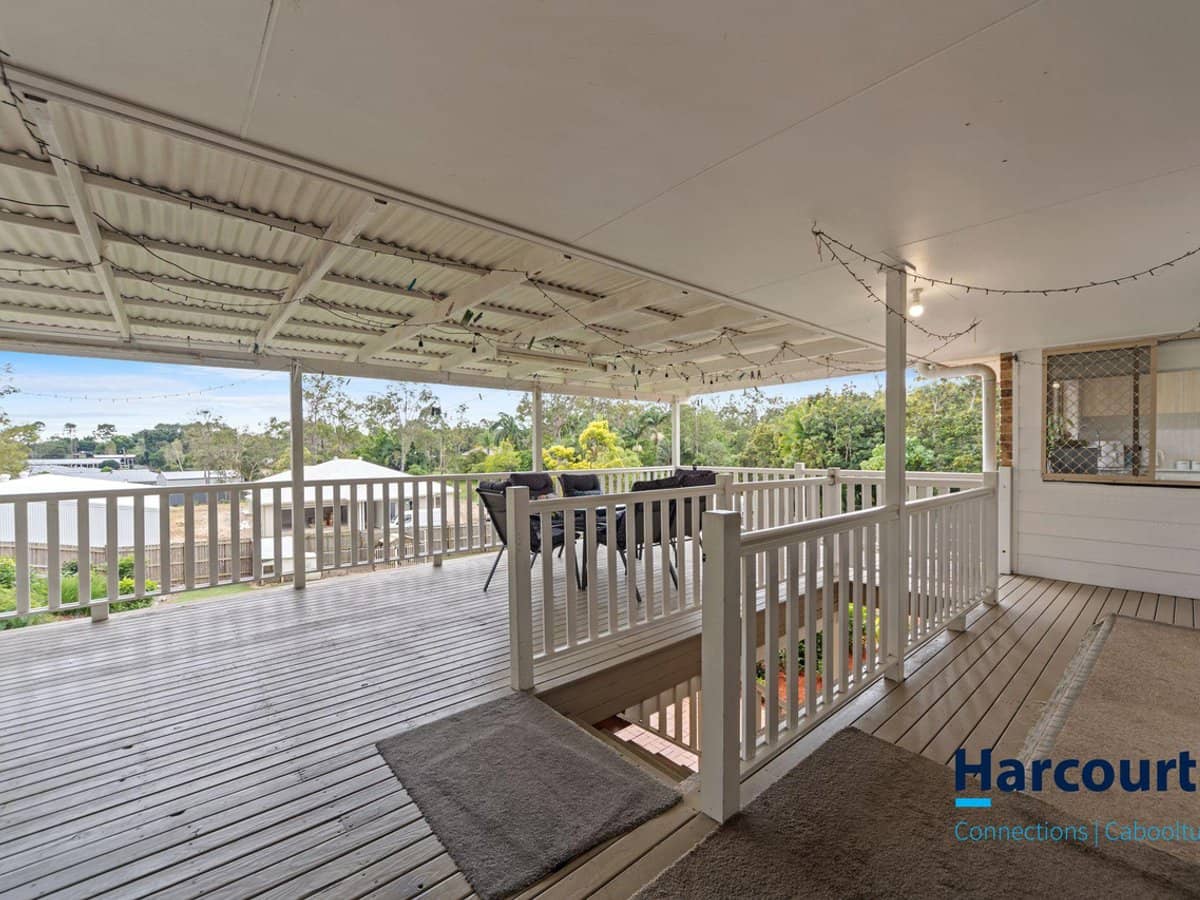 82 Madeline Drive, MORAYFIELD - Thumbnail 21