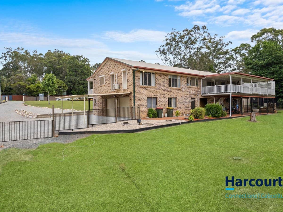 82 Madeline Drive, MORAYFIELD - Thumbnail 25