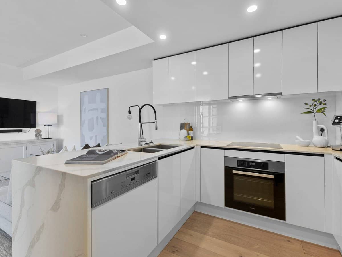 69 Kittyhawk Drive, CHERMSIDE - Thumbnail 7