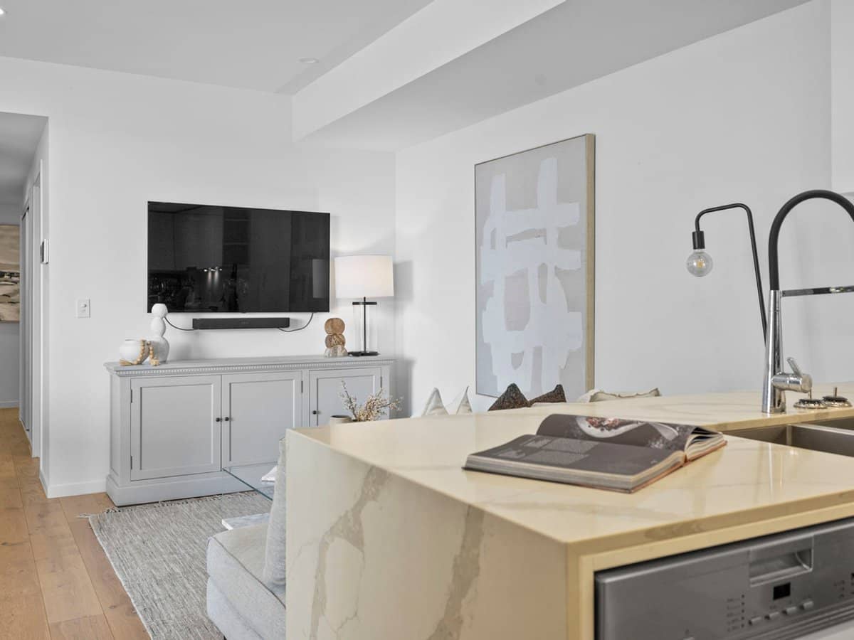 69 Kittyhawk Drive, CHERMSIDE - Thumbnail 9