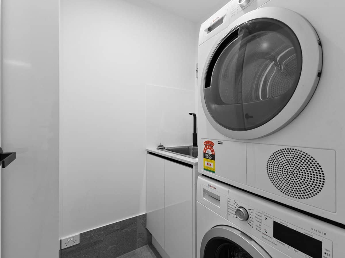 69 Kittyhawk Drive, CHERMSIDE - Thumbnail 30