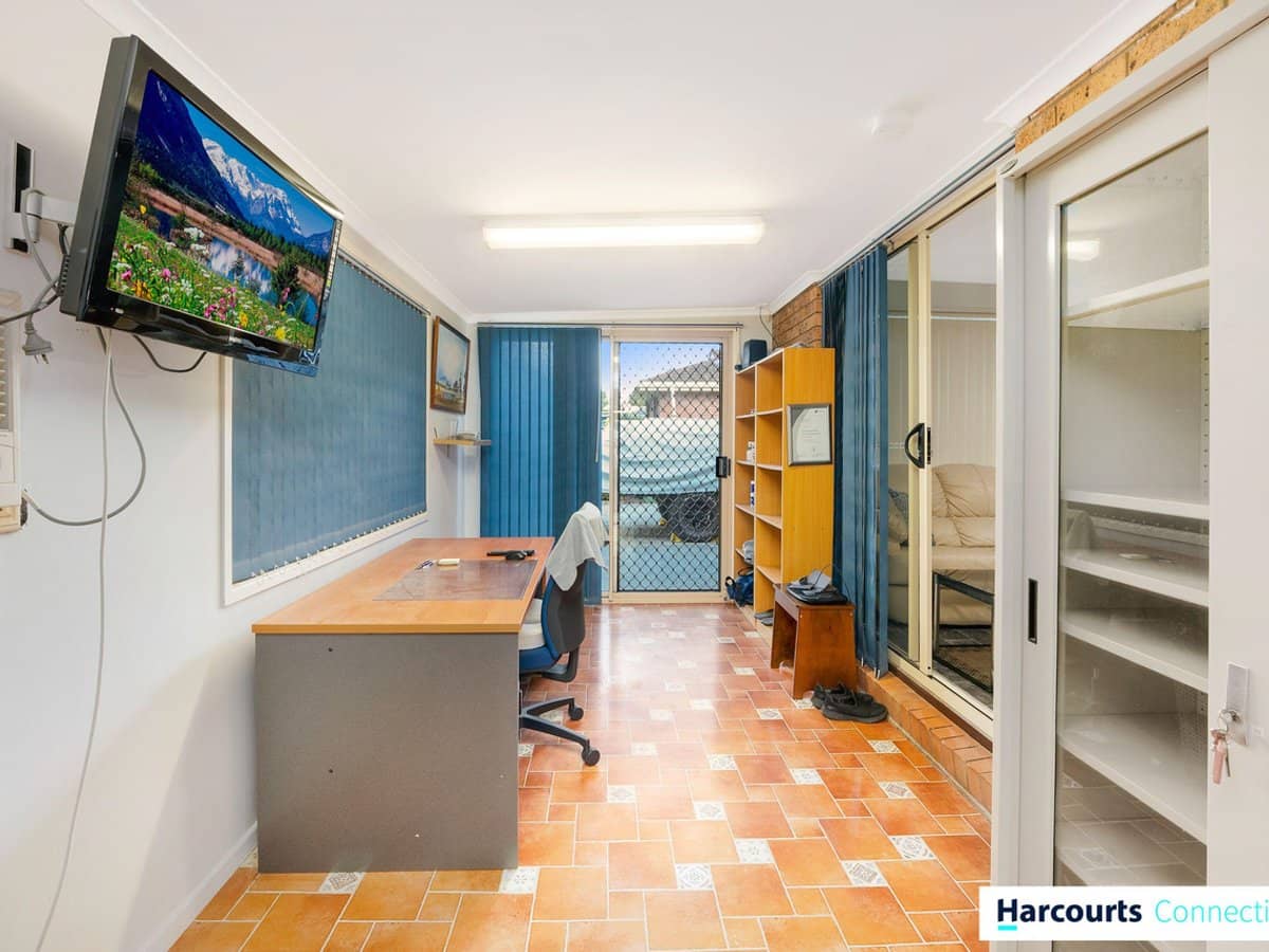 36 Smiths Road, CABOOLTURE - Thumbnail 8