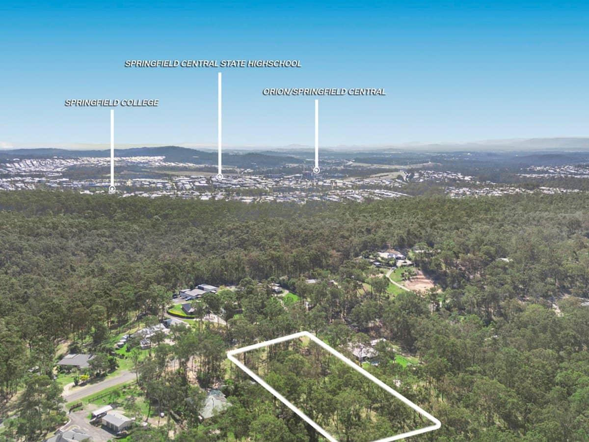 31-35 Eland Court, GREENBANK - Thumbnail 3