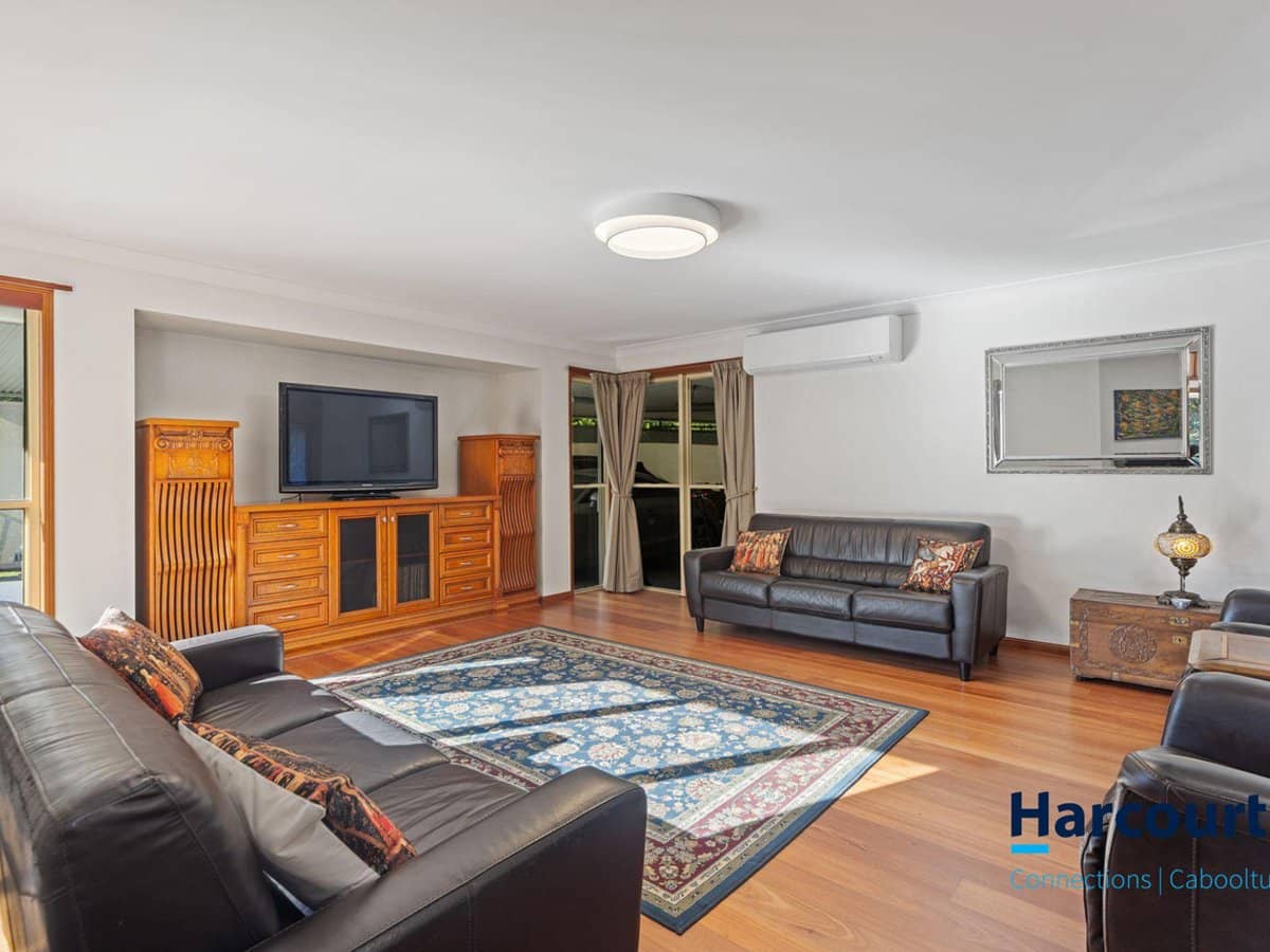 61 Thompson Road, BELLMERE - Thumbnail 16