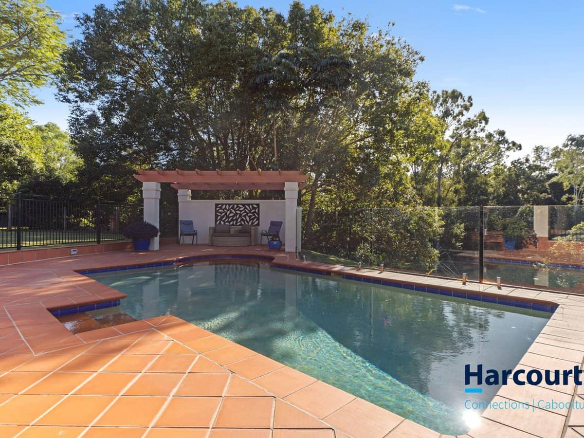 61 Thompson Road, BELLMERE - Thumbnail 32