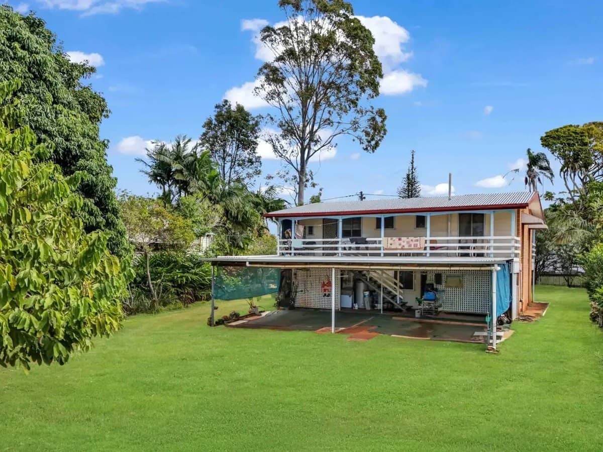 105 Passage Street, CLEVELAND - Thumbnail 3