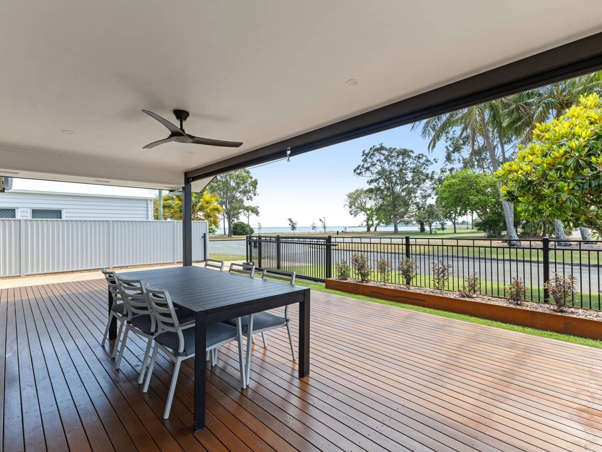 11 Endeavour Esplanade, NEWPORT - Thumbnail 4