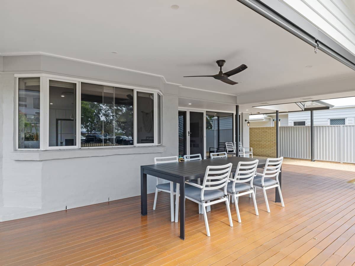 11 Endeavour Esplanade, NEWPORT - Thumbnail 5