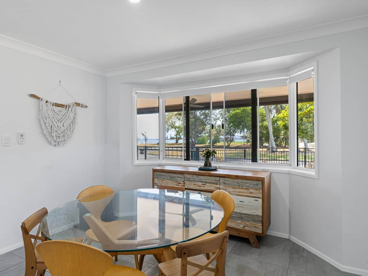 11 Endeavour Esplanade, NEWPORT - Thumbnail 17