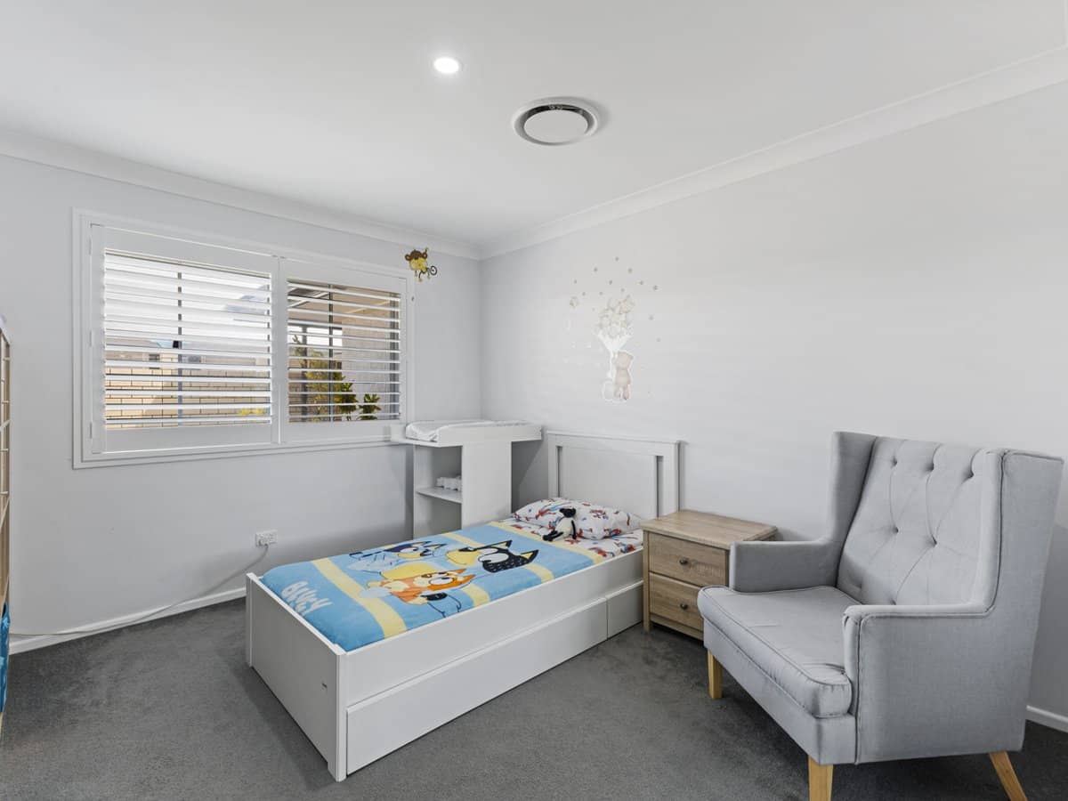 11 Endeavour Esplanade, NEWPORT - Thumbnail 23