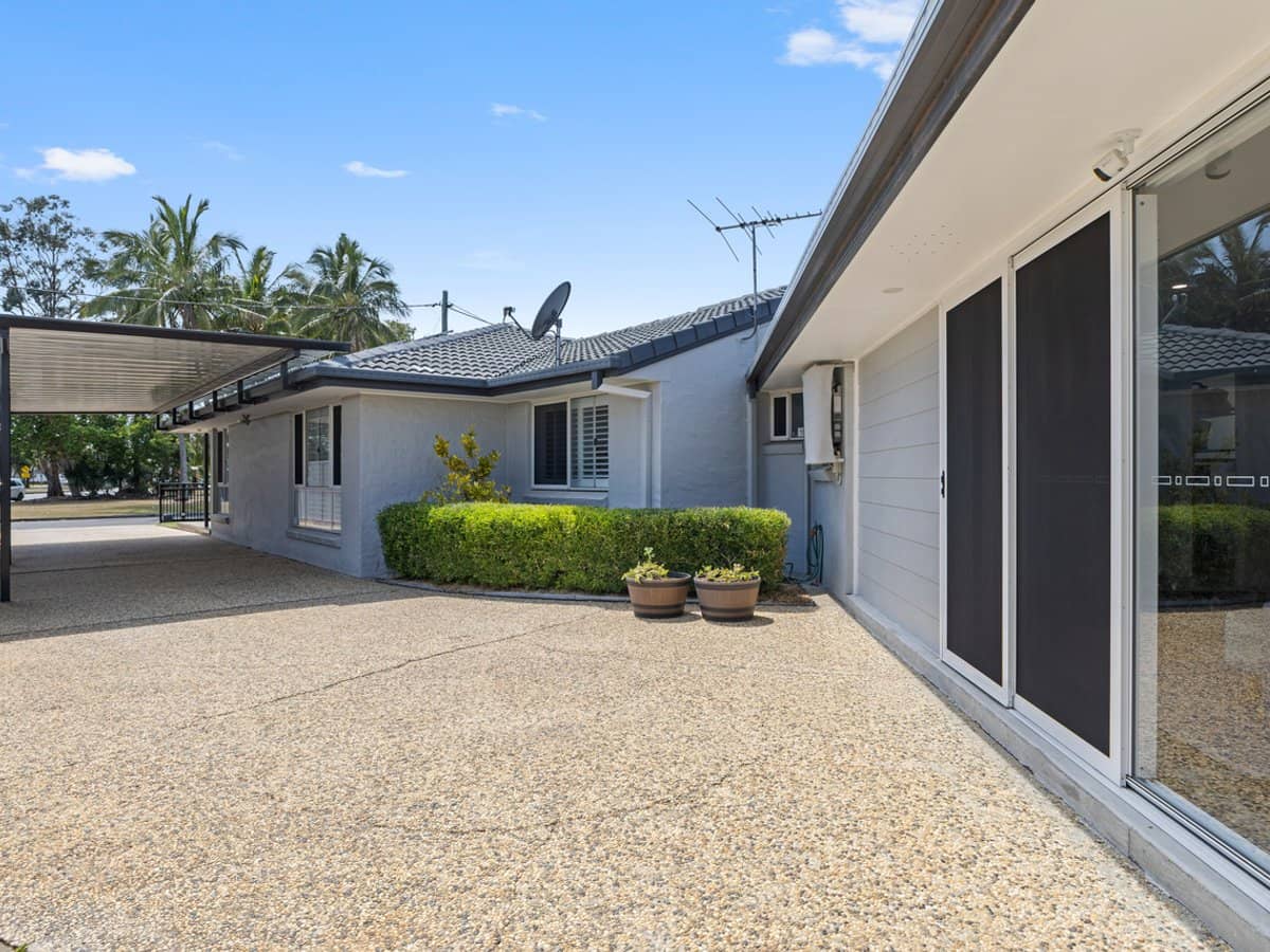 11 Endeavour Esplanade, NEWPORT - Thumbnail 31