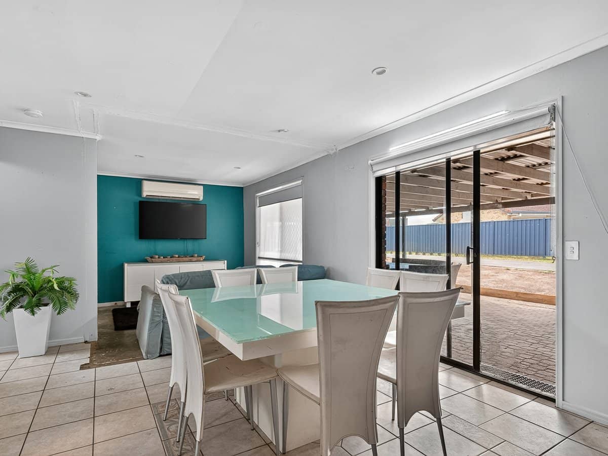 6 Blamey Court, MORAYFIELD - Thumbnail 9