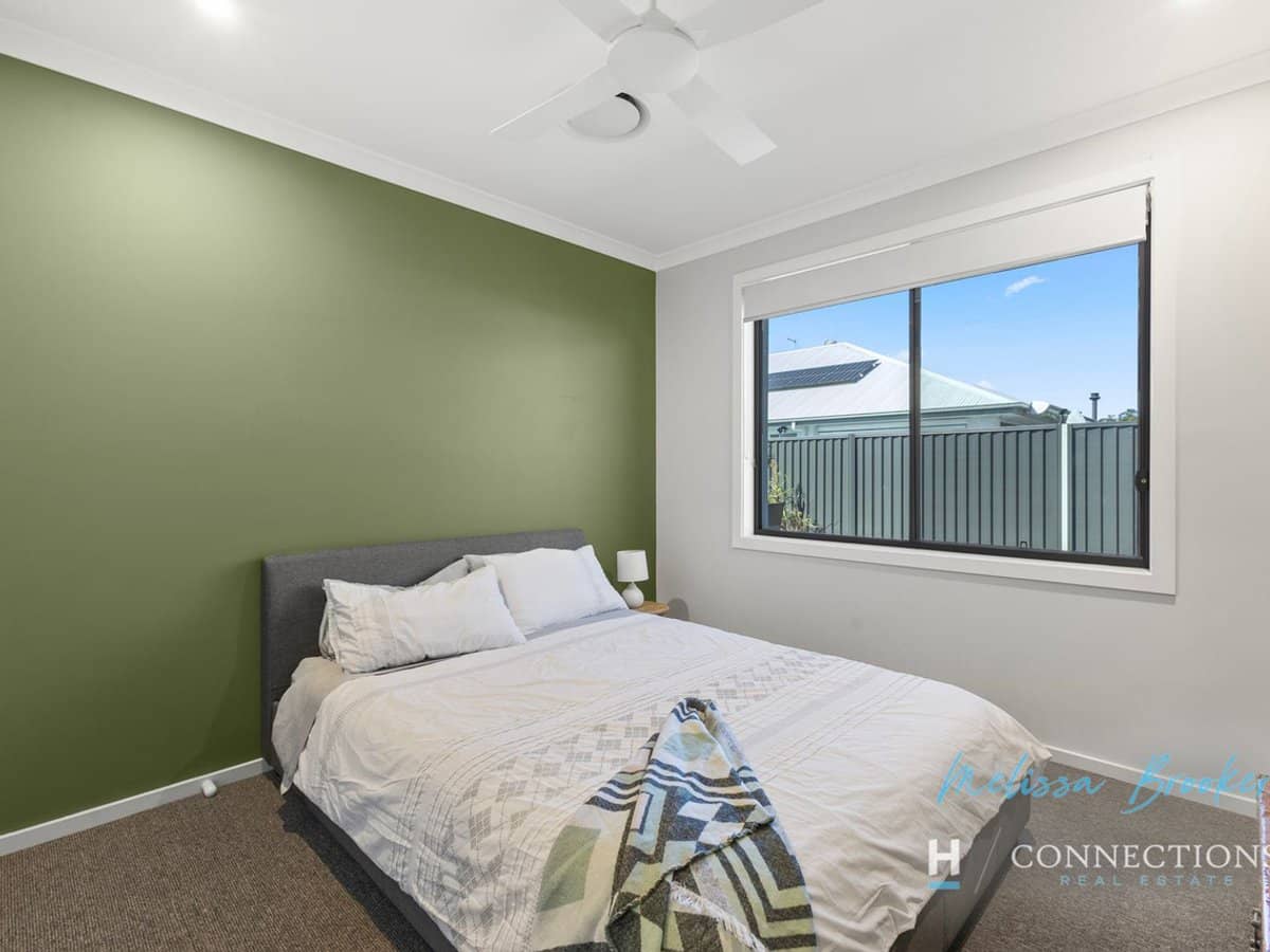 64 Aquila Circuit, BANKSIA BEACH - Thumbnail 15