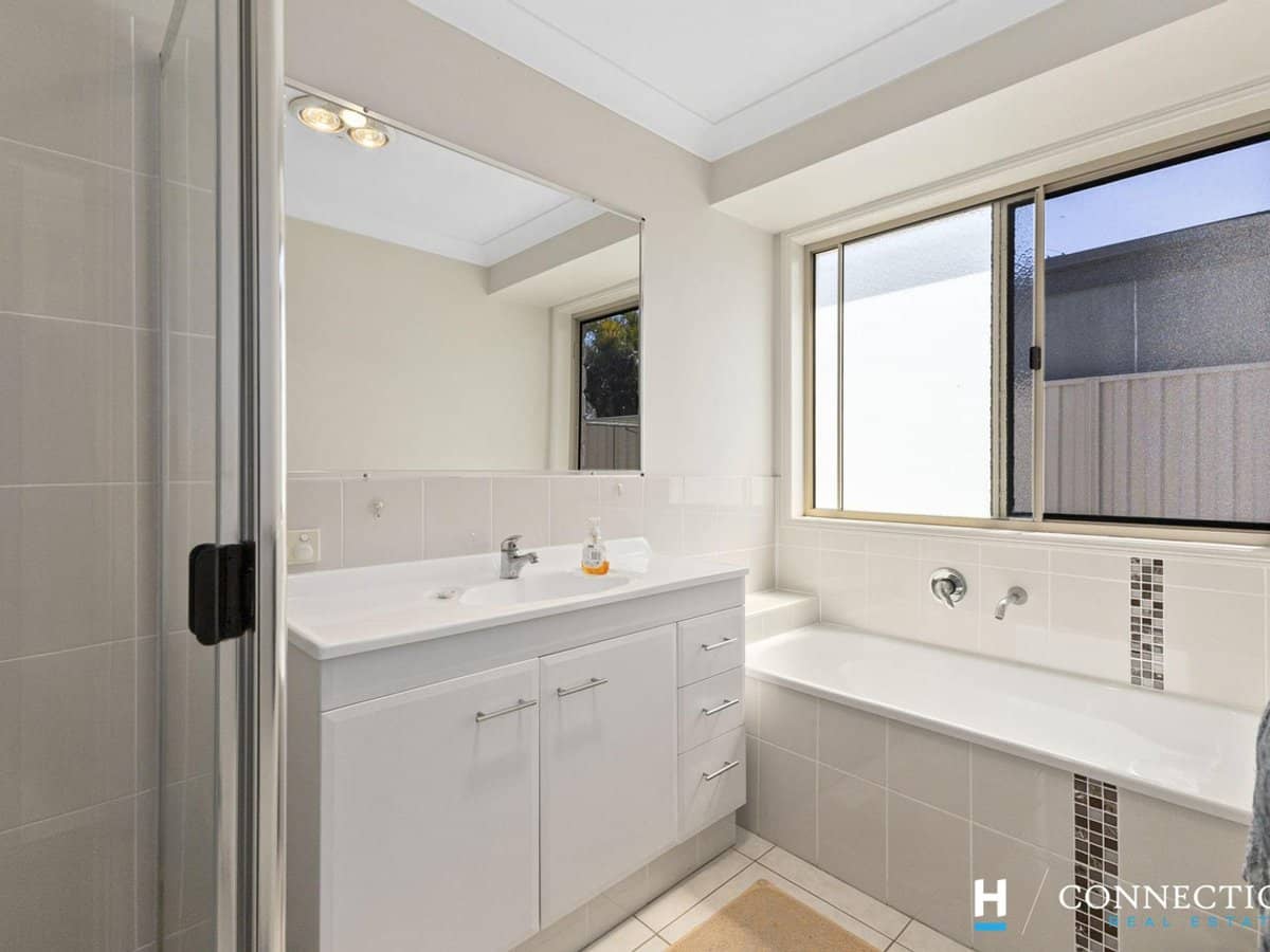 103 North Ridge Circuit, DECEPTION BAY - Thumbnail 13