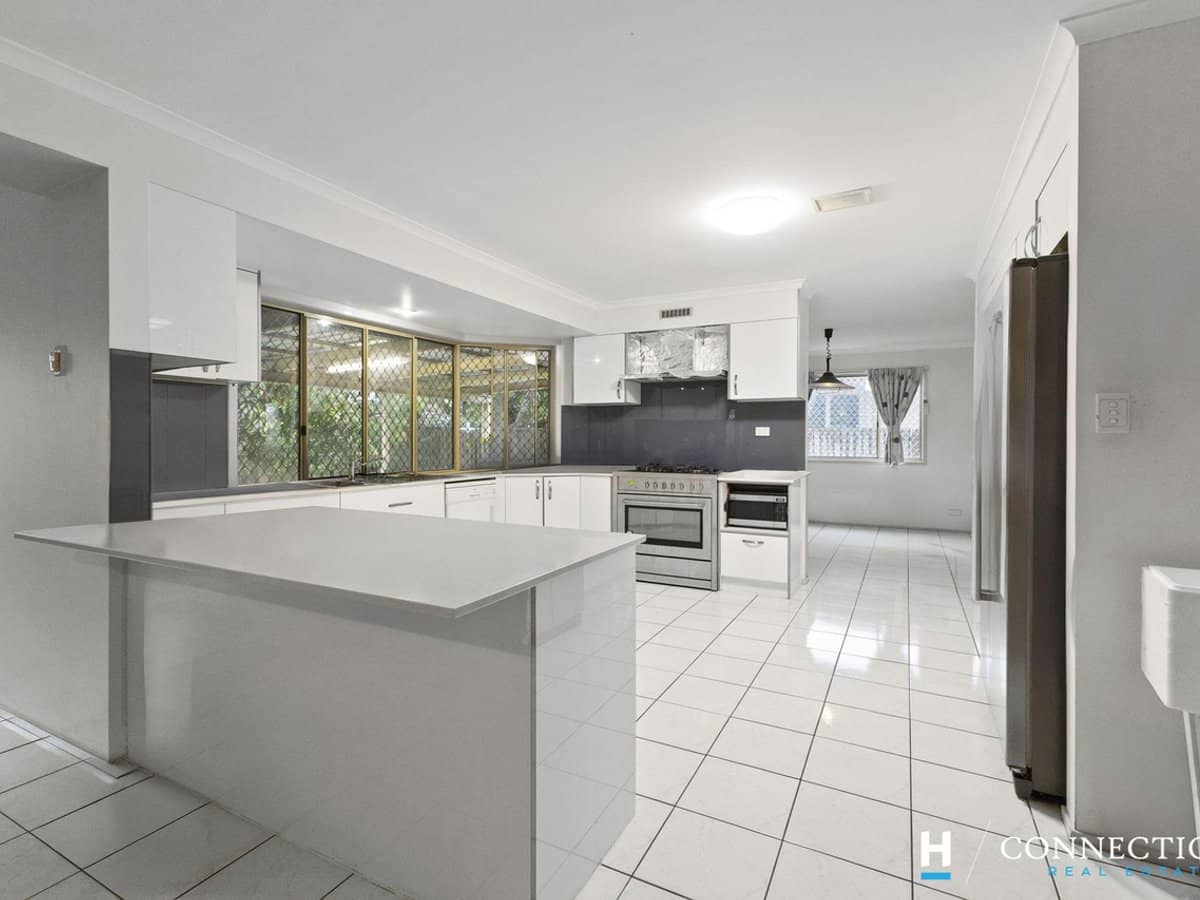 20 Allira Crescent, CARSELDINE - Thumbnail 4