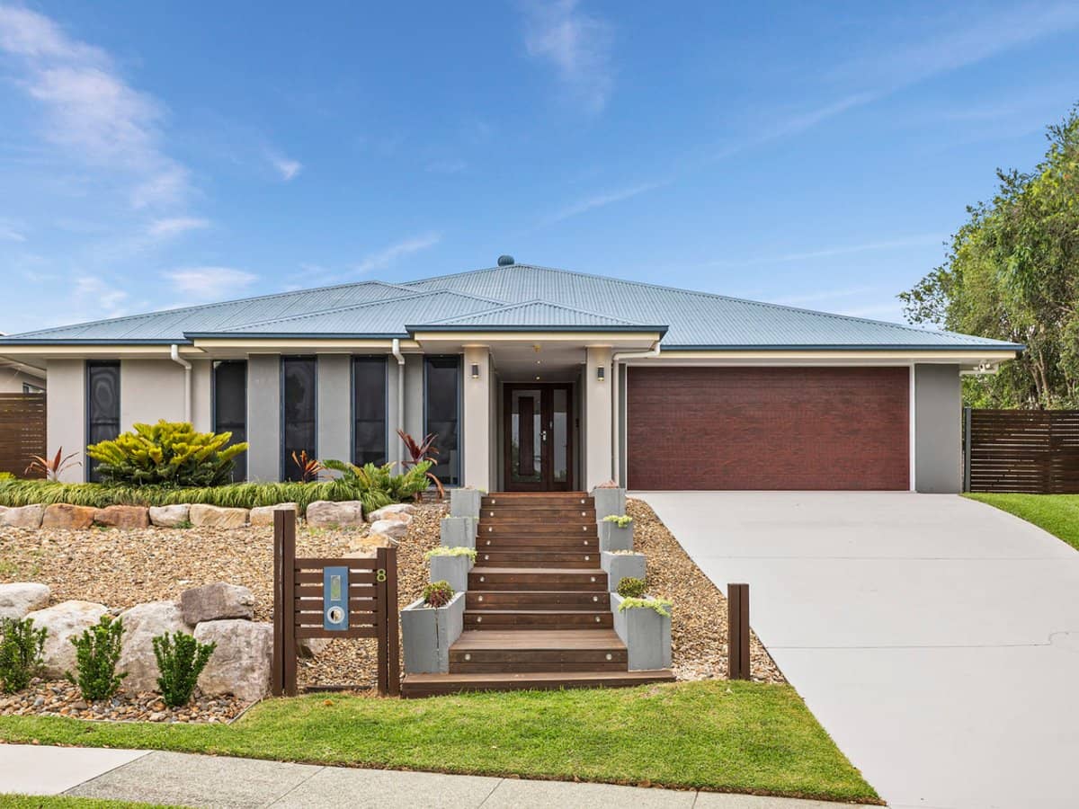 8 Lagoon Court, MURRUMBA DOWNS - Thumbnail 2