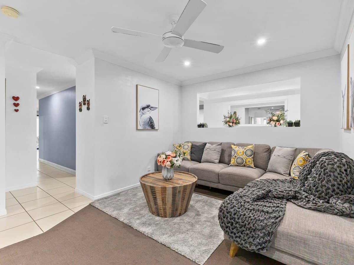 8 Lagoon Court, MURRUMBA DOWNS - Thumbnail 4