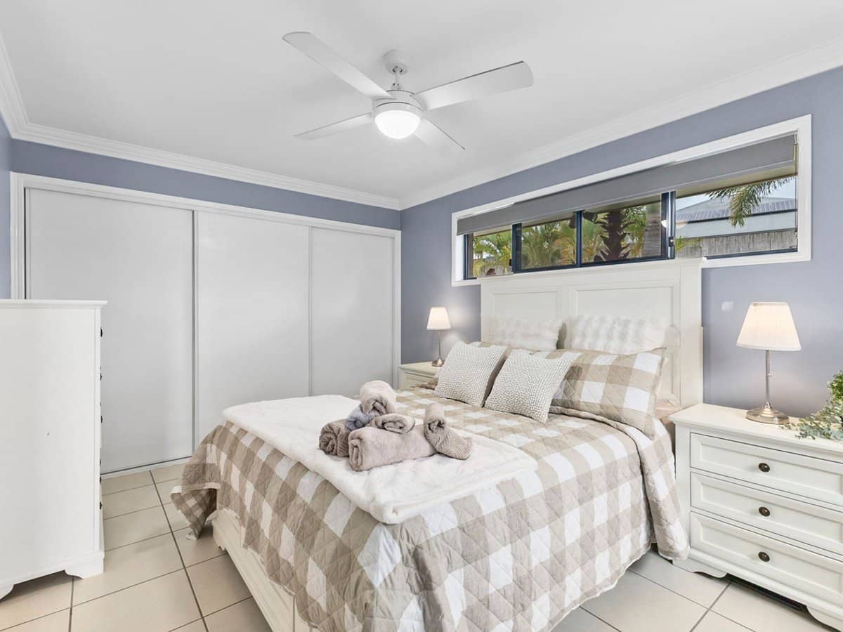 8 Lagoon Court, MURRUMBA DOWNS - Thumbnail 15