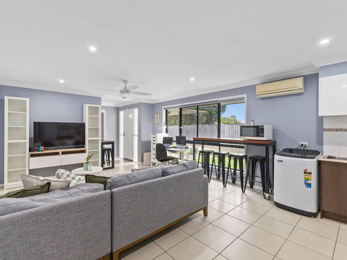 8 Lagoon Court, MURRUMBA DOWNS - Thumbnail 18