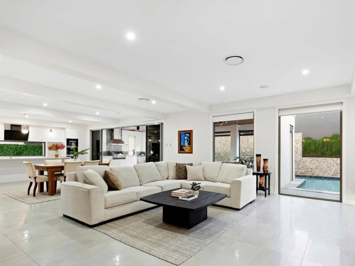 30 Elderbury Place, STRETTON - Thumbnail 8