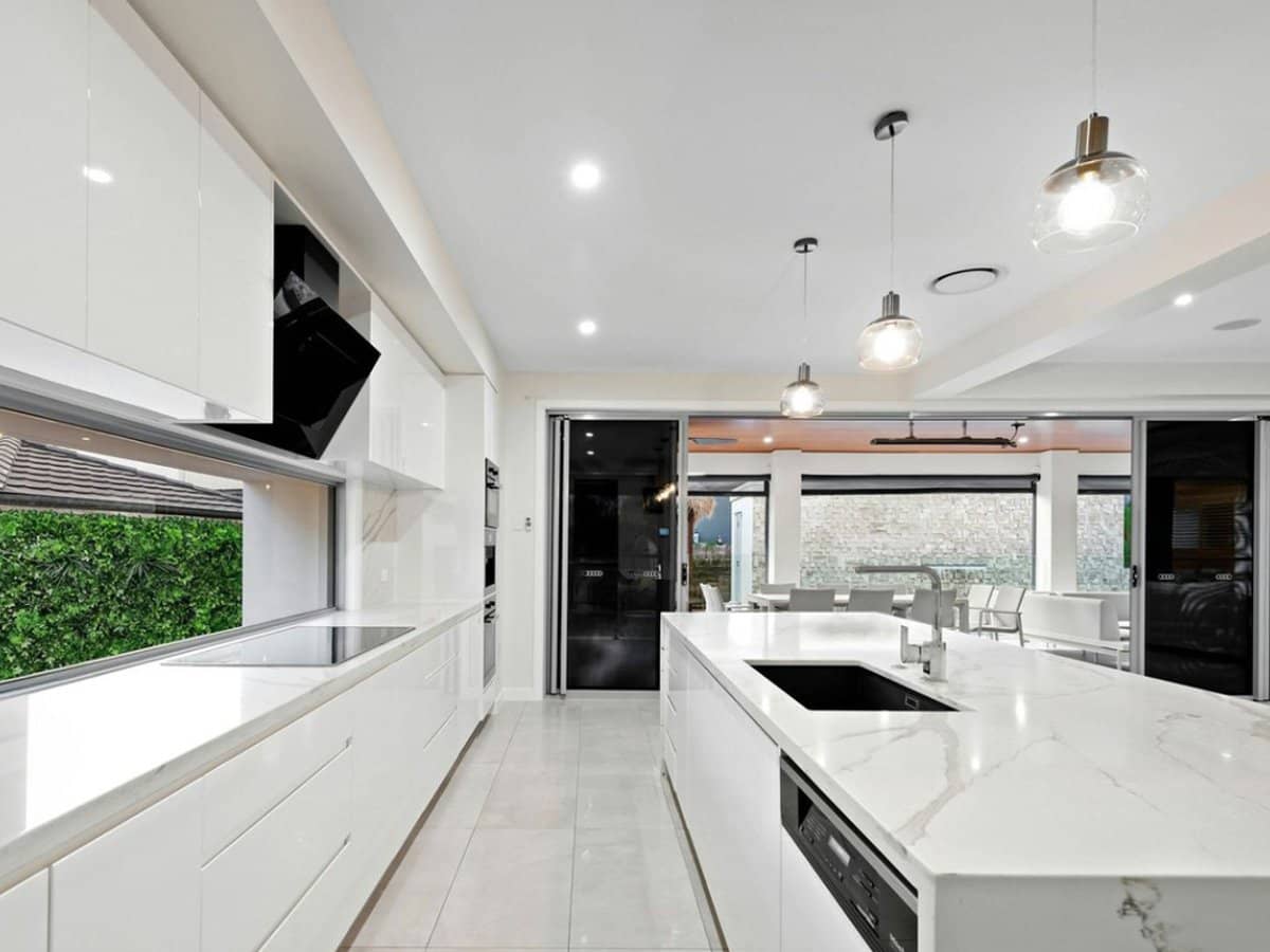 30 Elderbury Place, STRETTON - Thumbnail 12