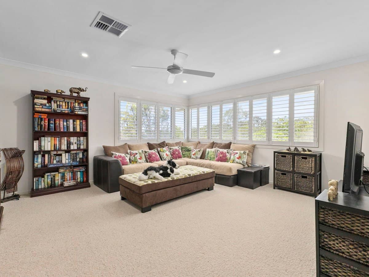 28 Dunes Crescent, NORTH LAKES - Thumbnail 17