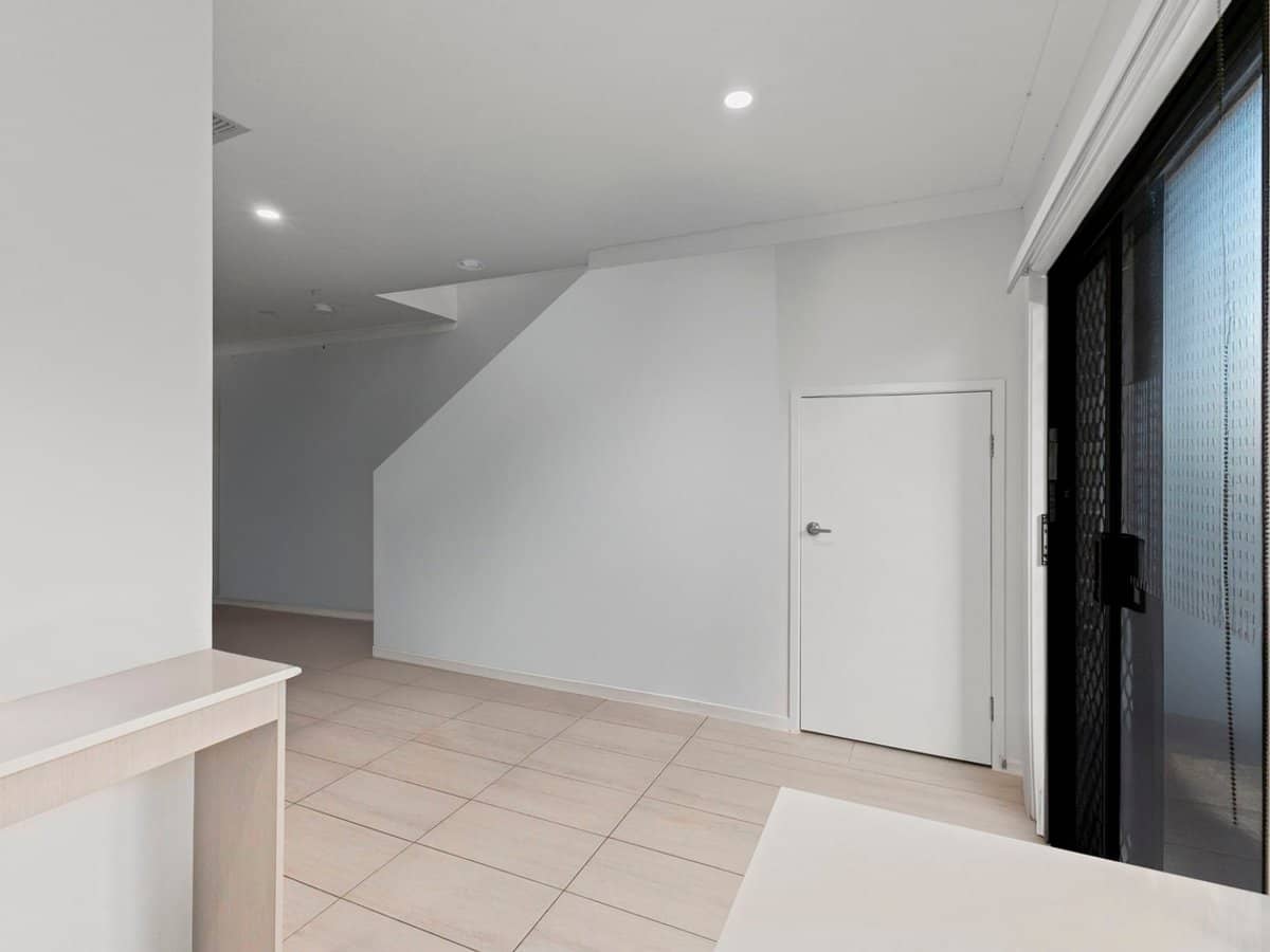 71 Amy Street, MORAYFIELD - Thumbnail 5