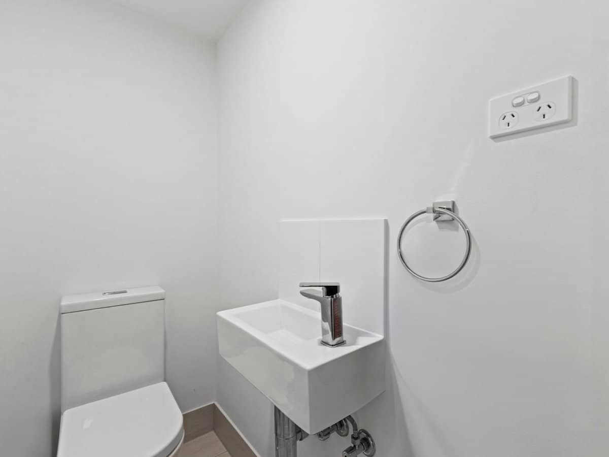 71 Amy Street, MORAYFIELD - Thumbnail 6