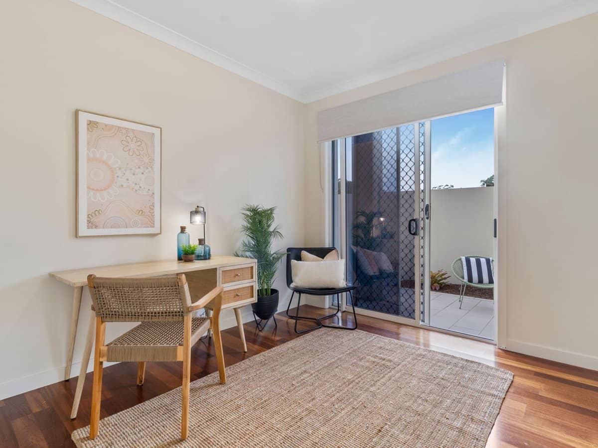 7025 Vista Drive, BENOWA - Thumbnail 9