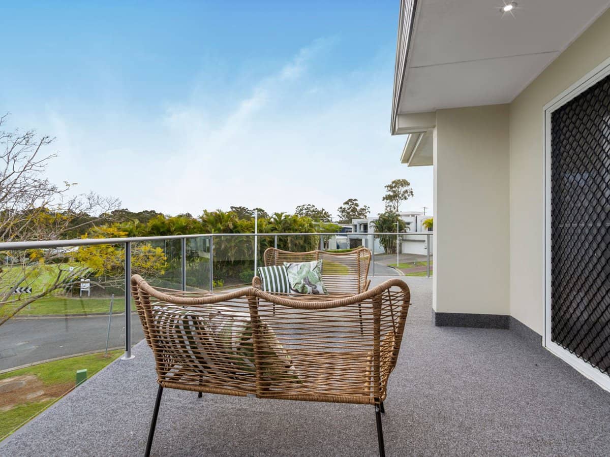 7025 Vista Drive, BENOWA - Thumbnail 13
