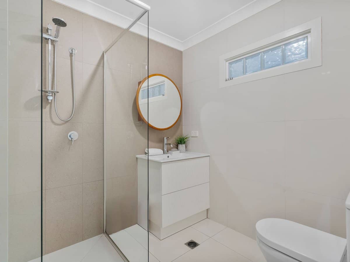 7025 Vista Drive, BENOWA - Thumbnail 17