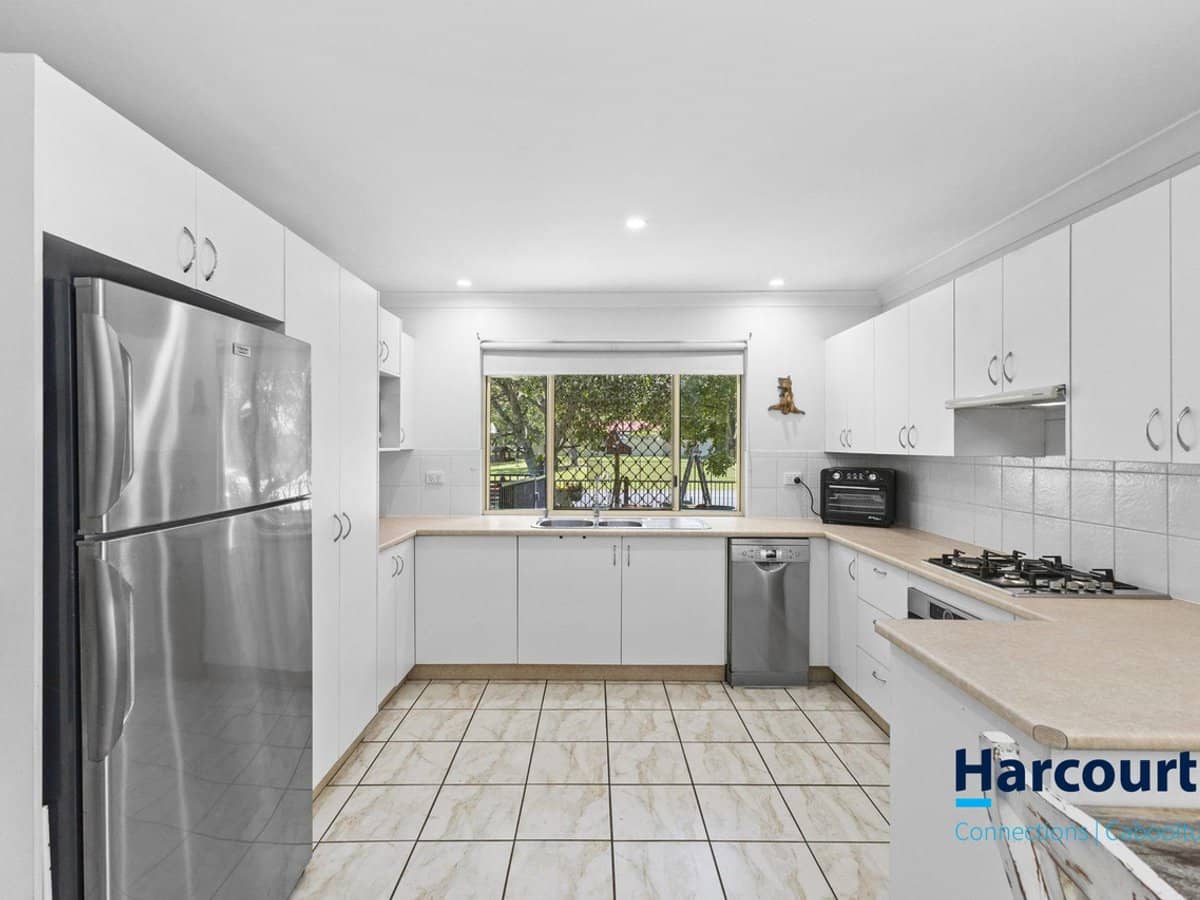 18 Jensen Road, CABOOLTURE - Thumbnail 5