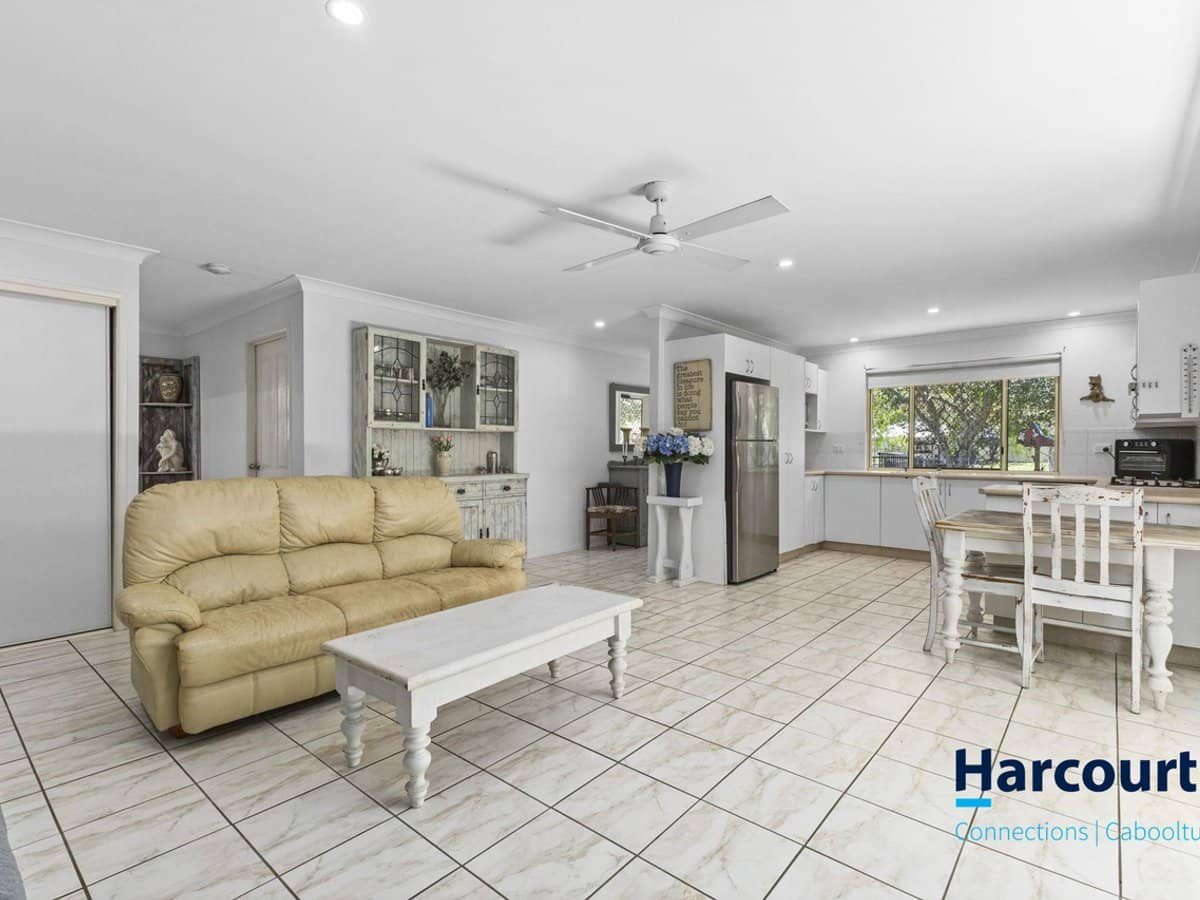 18 Jensen Road, CABOOLTURE - Thumbnail 8