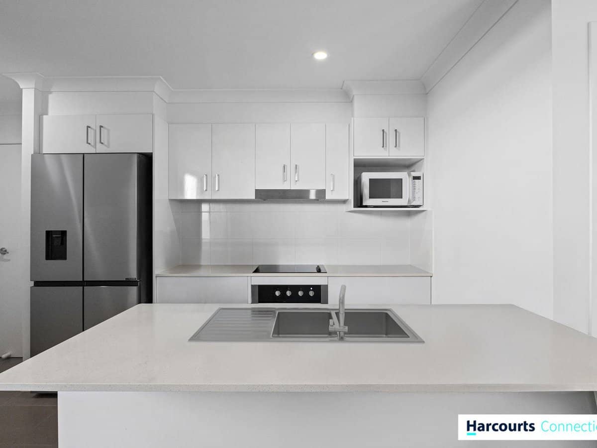 11 Chelmsford Road, MANGO HILL - Thumbnail 4