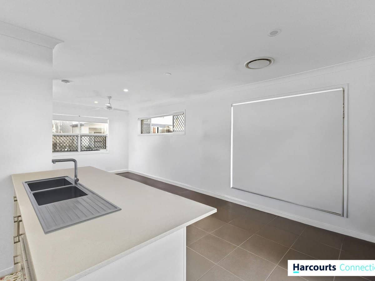 11 Chelmsford Road, MANGO HILL - Thumbnail 8