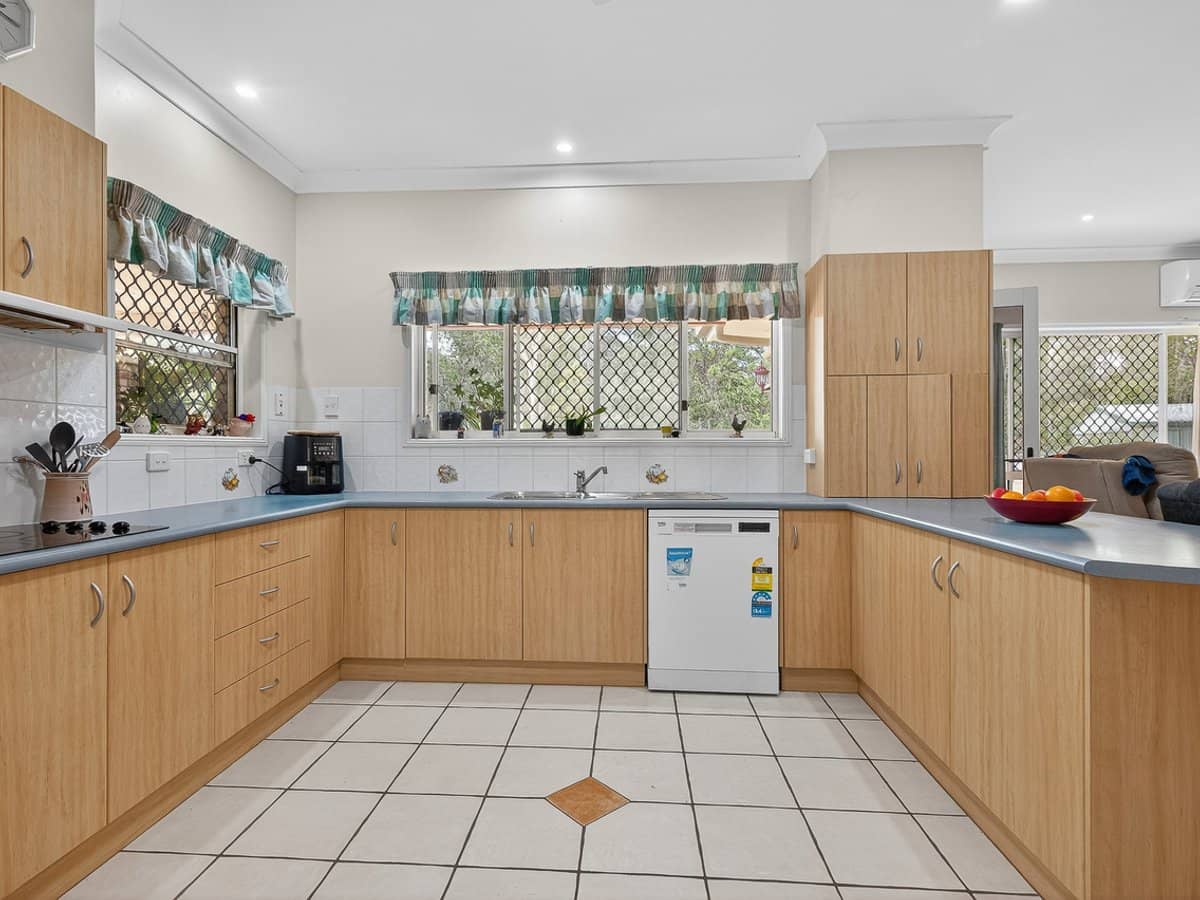 249 Kropp Road, WOODFORD - Thumbnail 5