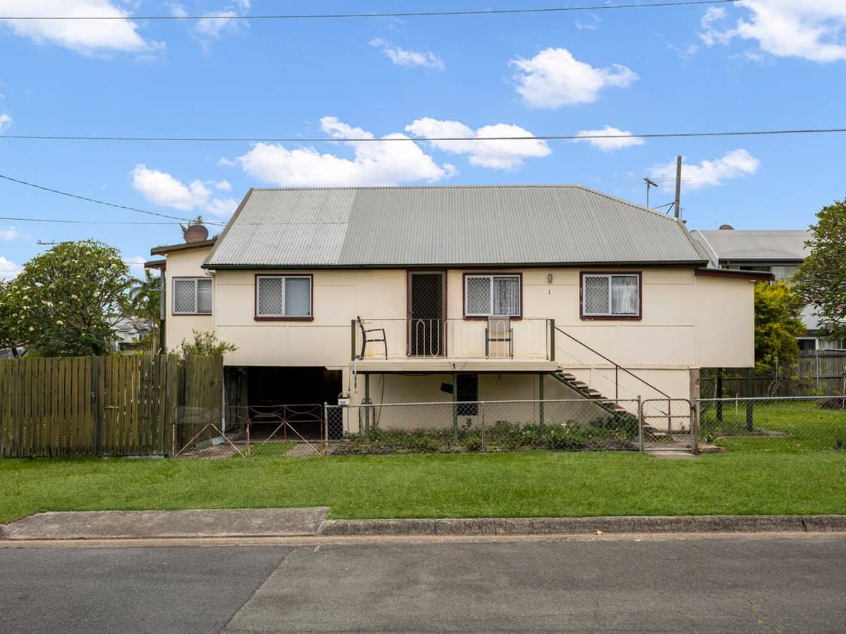 1 Jamieson Street, REDCLIFFE - Thumbnail 2