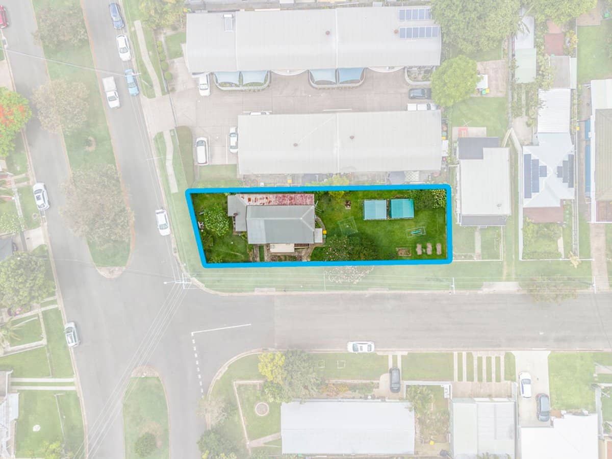 1 Jamieson Street, REDCLIFFE - Thumbnail 26