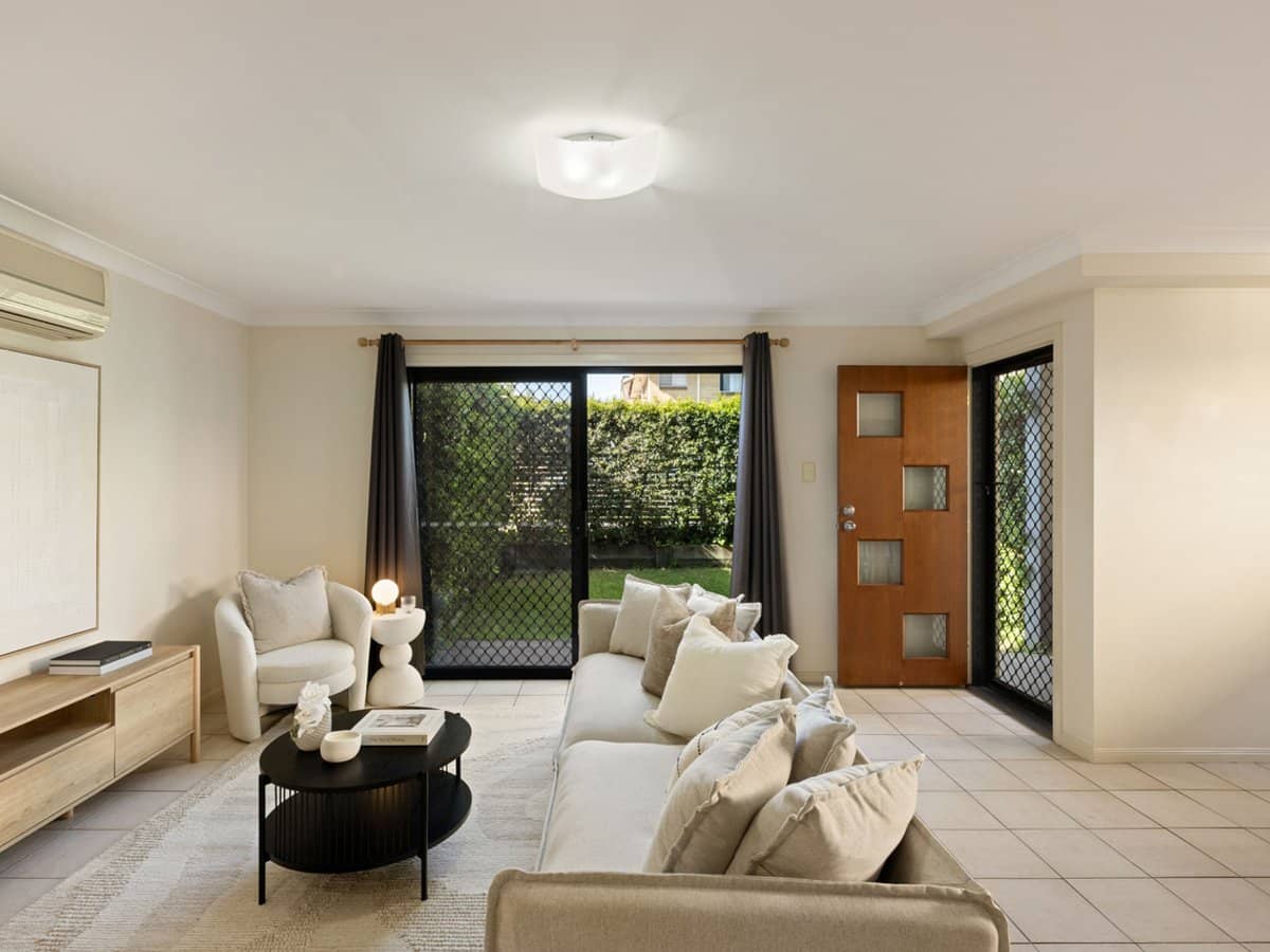 30 Collier Street, STAFFORD - Thumbnail 3