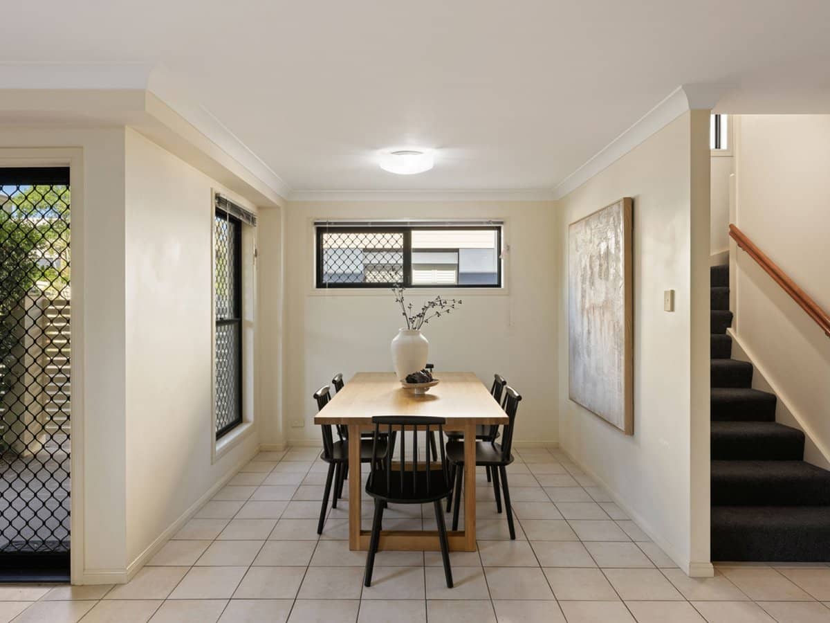 30 Collier Street, STAFFORD - Thumbnail 5