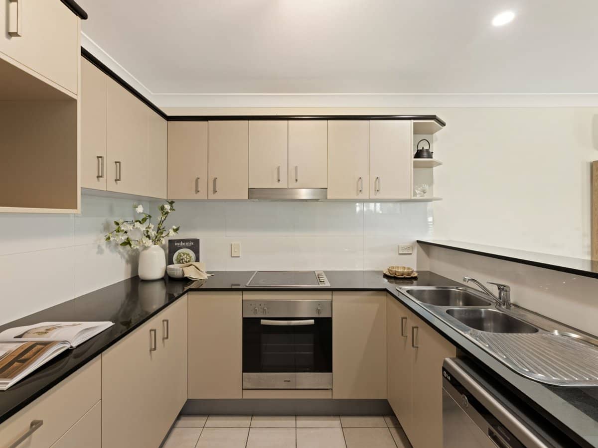 30 Collier Street, STAFFORD - Thumbnail 7